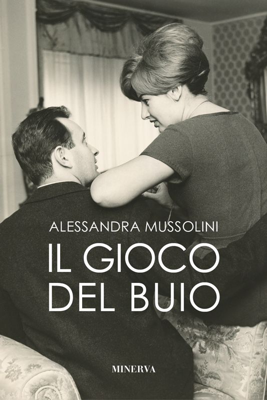 29 febbraio – NAPOLI / Alessandra Mussolini presenta "Il gioco del buio"
